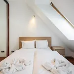 Whistle Living Budapeste